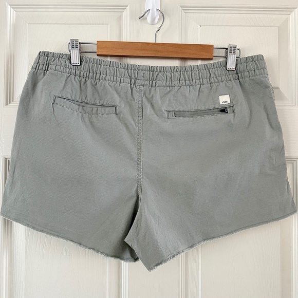 Vuori Vintage Ripstop Short in Eucalyptus Green Women's Size Large - Picture 6 of 11